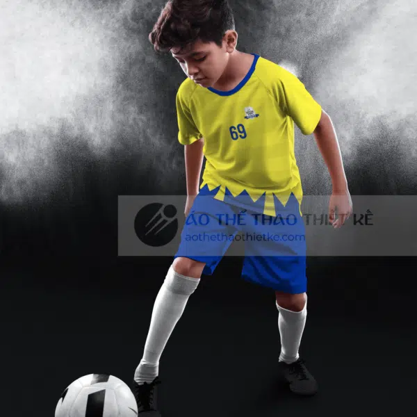 Mẫu quần áo bóng đá trẻ em T17