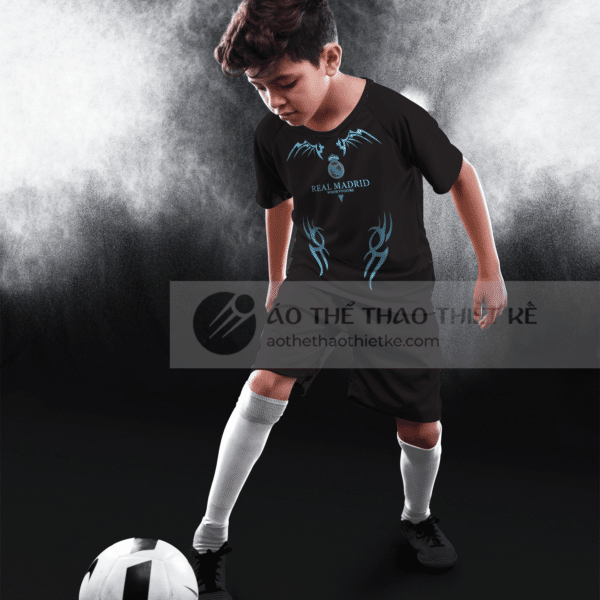 Mẫu quần áo bóng đá trẻ em T2