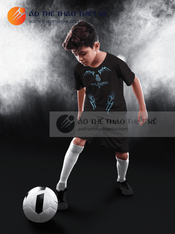Mẫu quần áo bóng đá trẻ em T2