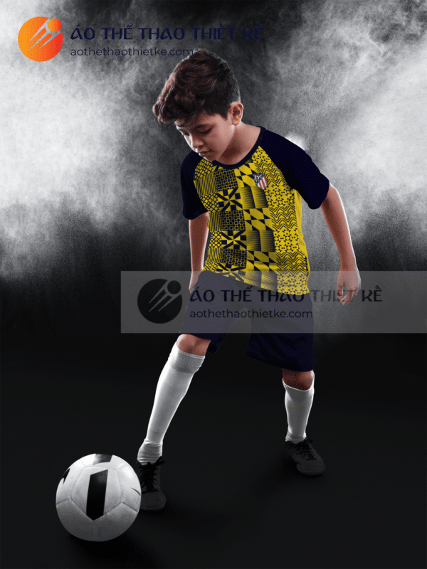 Mẫu quần áo bóng đá trẻ em T3