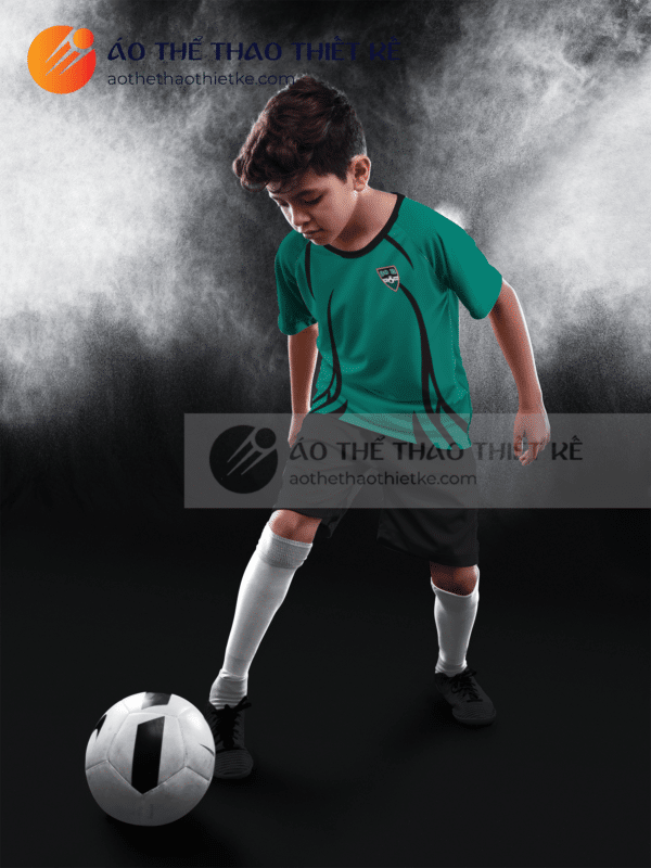 Mẫu quần áo bóng đá trẻ em T5